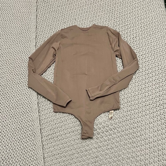Skims bodysuit - Picture 1 of 4